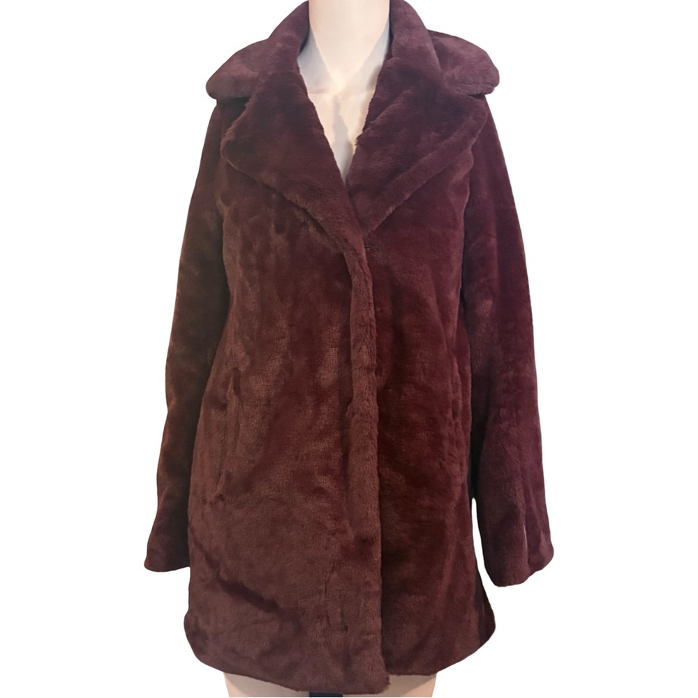 Coffee Shop New York Faux Fur Coat – Dark Bloodstone (Small) 🔥 🧥 💎 - Picture 2 of 10